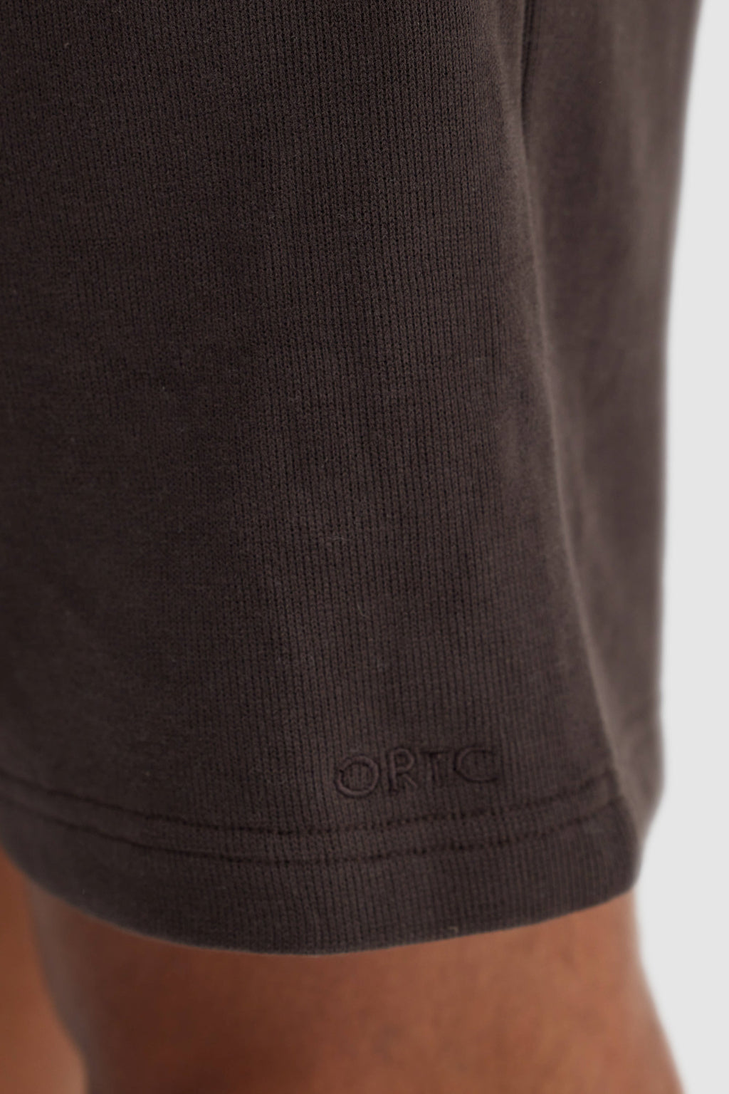 Aiden Relaxed Shorts Carob