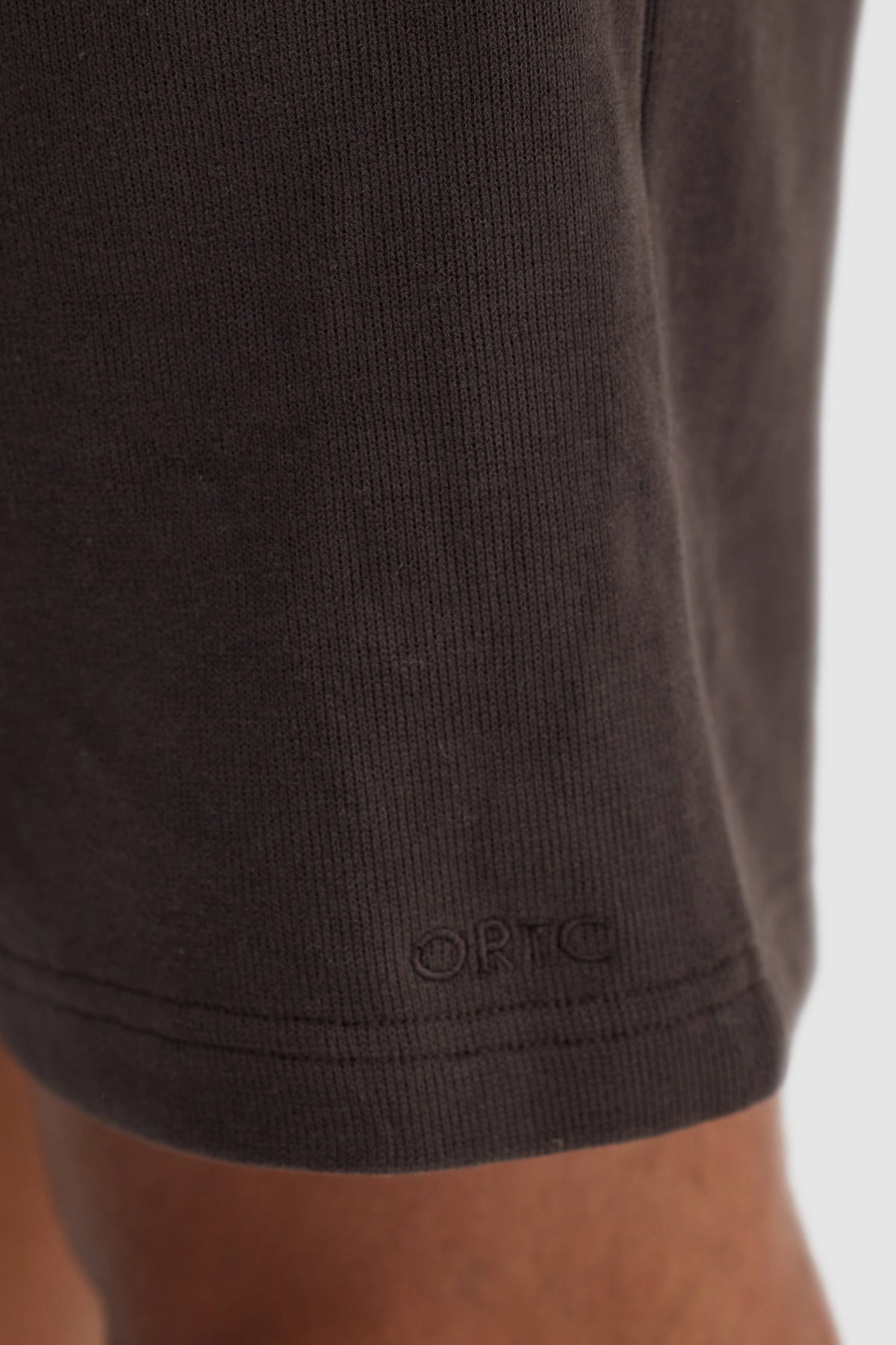 Aiden Relaxed Shorts Carob