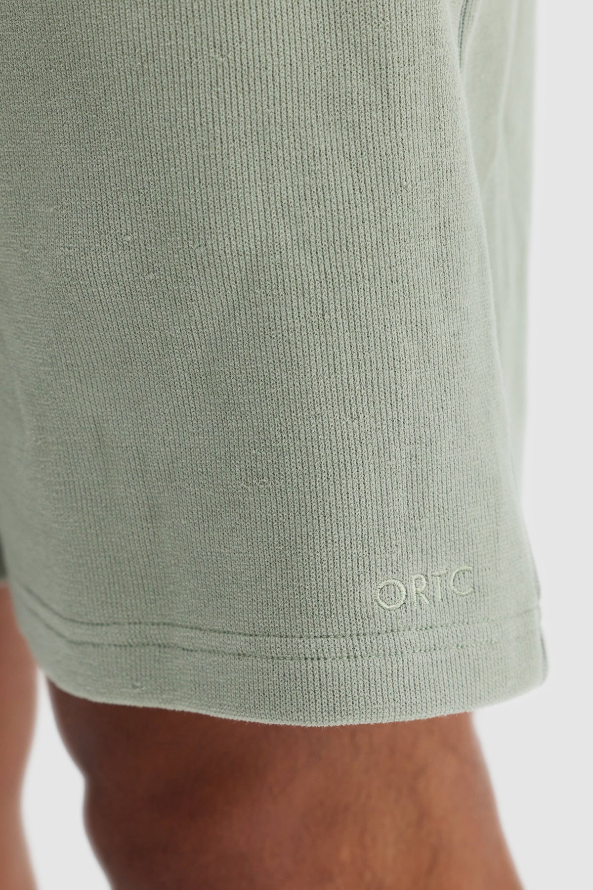 Aiden Relaxed Shorts Olive